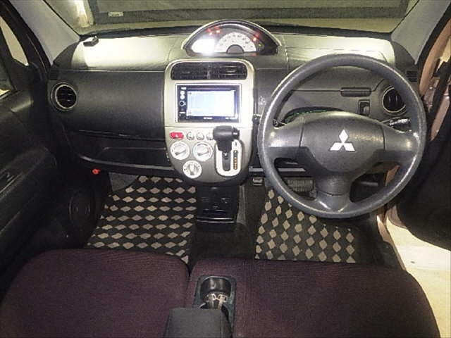 MITSUBISHI TOPPO 2010