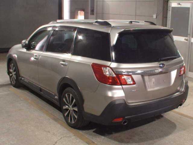 SUBARU EXIGA 2015