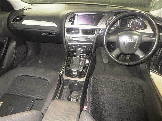 AUDI A4 2008