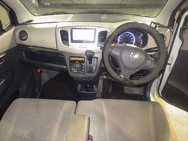 SUZUKI WAGON R 2013