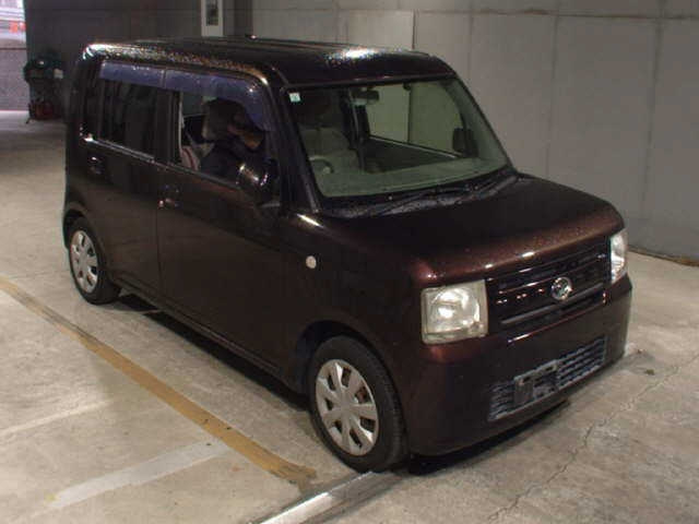 DAIHATSU MOVE CONTE 2013