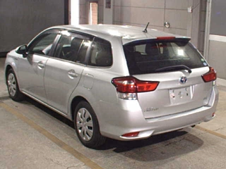 TOYOTA COROLLA FIELDER 2016