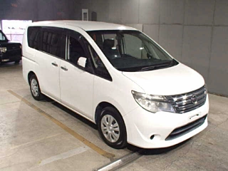NISSAN SERENA 2015
