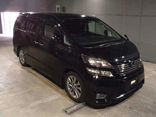 TOYOTA VELLFIRE 2010