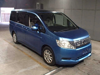 HONDA STEP WAGON 2010