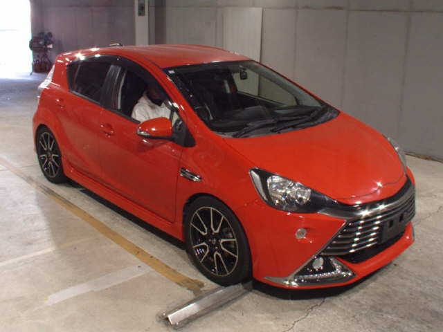 TOYOTA AQUA 2014