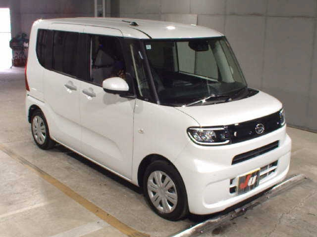 DAIHATSU TANTO 2024