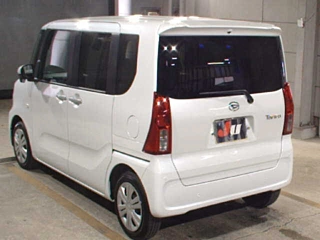 DAIHATSU TANTO 2024