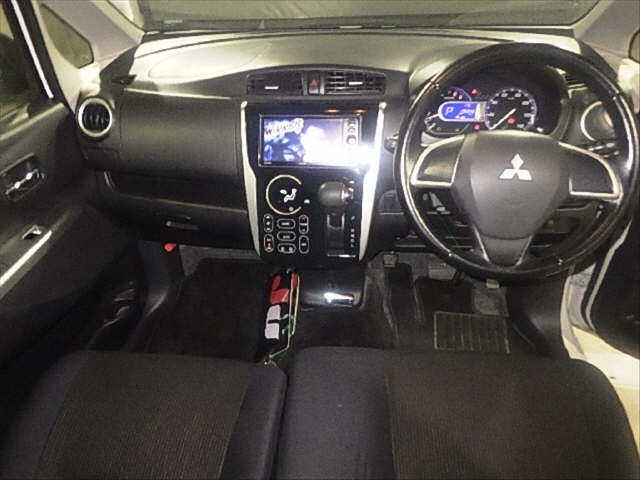 MITSUBISHI EK CUSTOM 2013