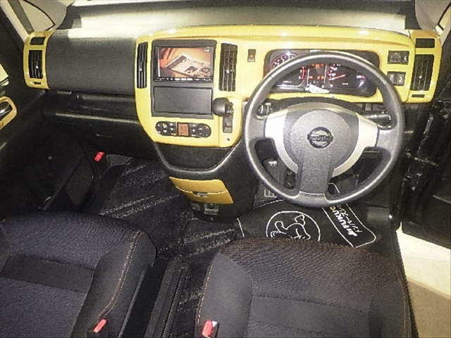 NISSAN SERENA 2009