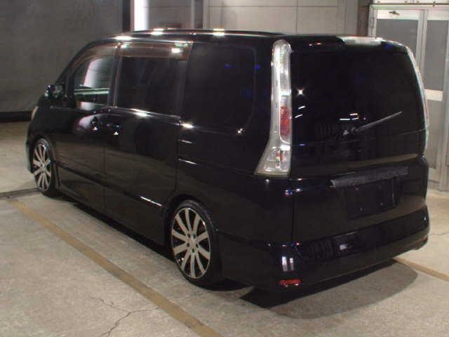 NISSAN SERENA 2009