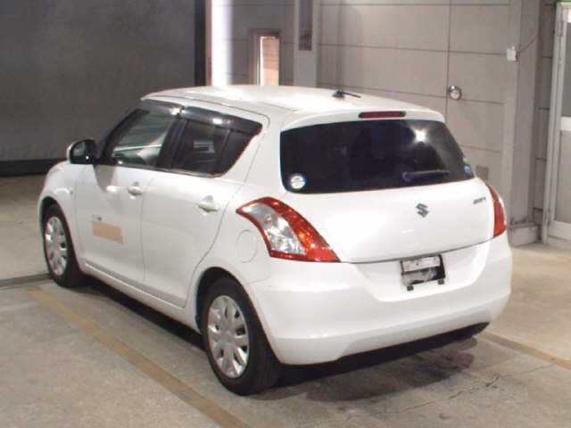 SUZUKI SWIFT 2012