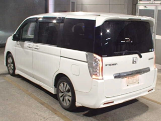 HONDA STEP WAGON 2013