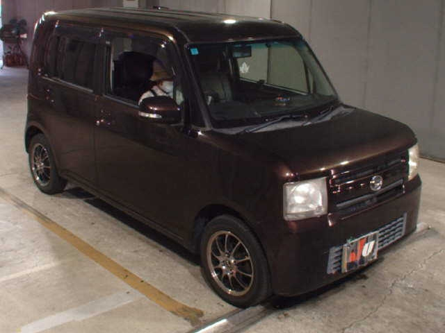 DAIHATSU MOVE CONTE 2013