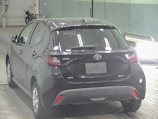 TOYOTA YARIS 2021