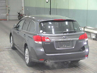 SUBARU LEGACY 2011