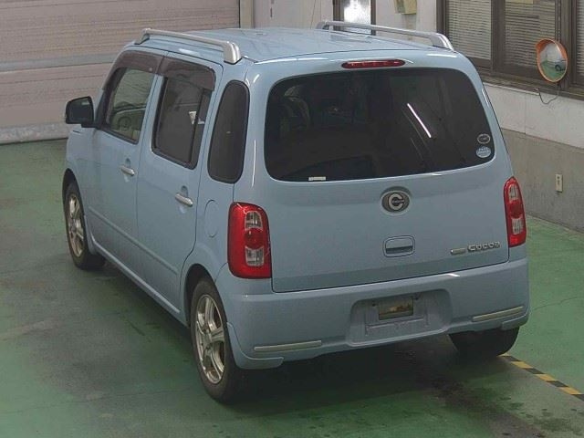 DAIHATSU MIRA 2010