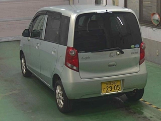 HONDA LIFE 2010
