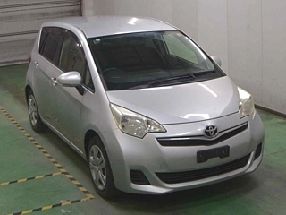 TOYOTA RACTIS 2013