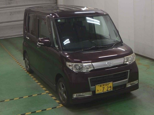 DAIHATSU TANTO 2008