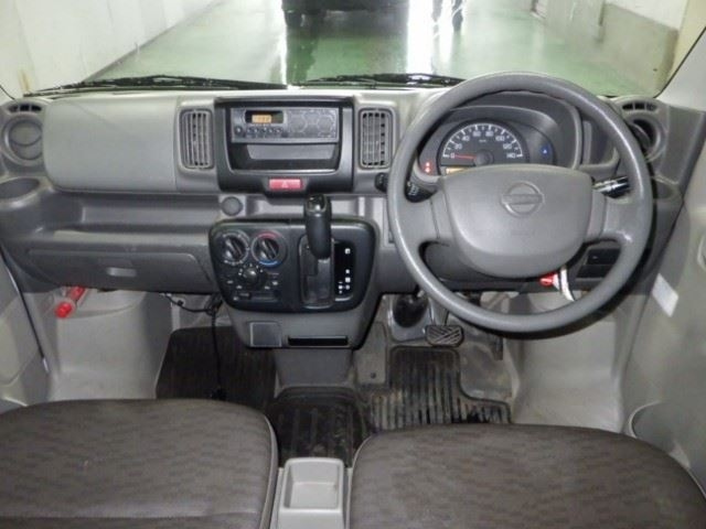 NISSAN CLIPPER VAN 2017