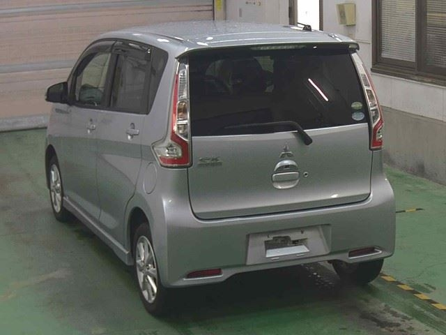 MITSUBISHI EK CUSTOM 2017