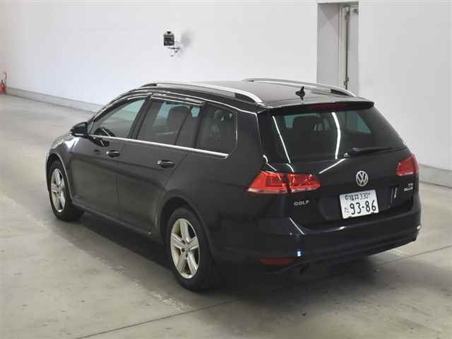 VOLKSWAGEN GOLF VARIANT 2016