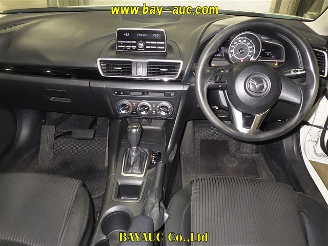 MAZDA AXELA 2016