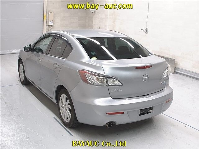 MAZDA AXELA 2012