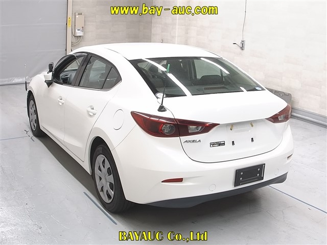MAZDA AXELA 2016
