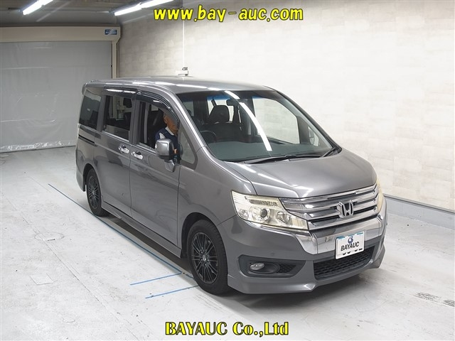 HONDA STEP WAGON 2012