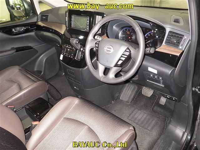 NISSAN ELGRAND 2023