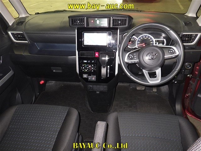 TOYOTA ROOMY 2020