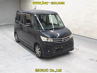 NISSAN ROOX 2010