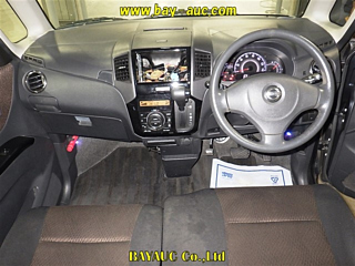 NISSAN ROOX 2010