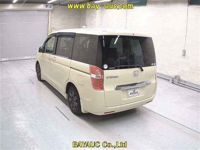 HONDA STEP WAGON 2014