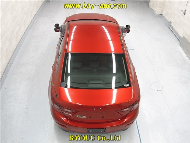 MAZDA AXELA 2016