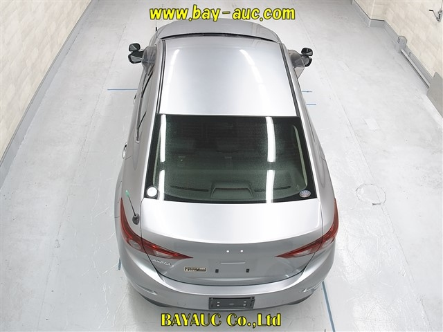 MAZDA AXELA 2016