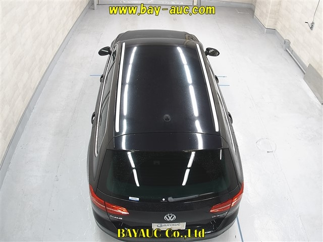VOLKSWAGEN PASSAT VARIANT 2015