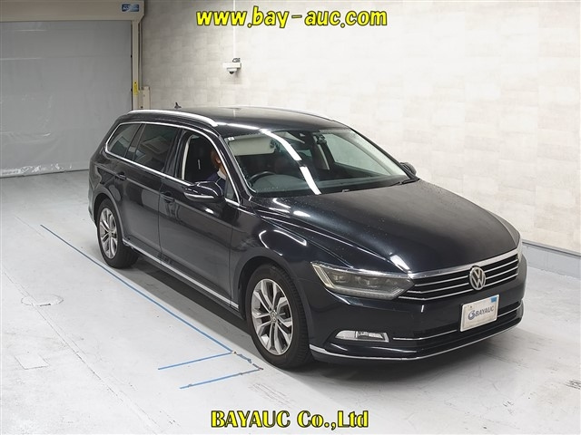 VOLKSWAGEN PASSAT VARIANT 2015