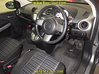 MAZDA DEMIO 2010