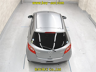 MAZDA DEMIO 2010