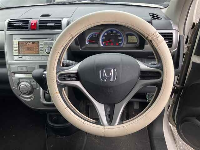 HONDA ZEST 2011