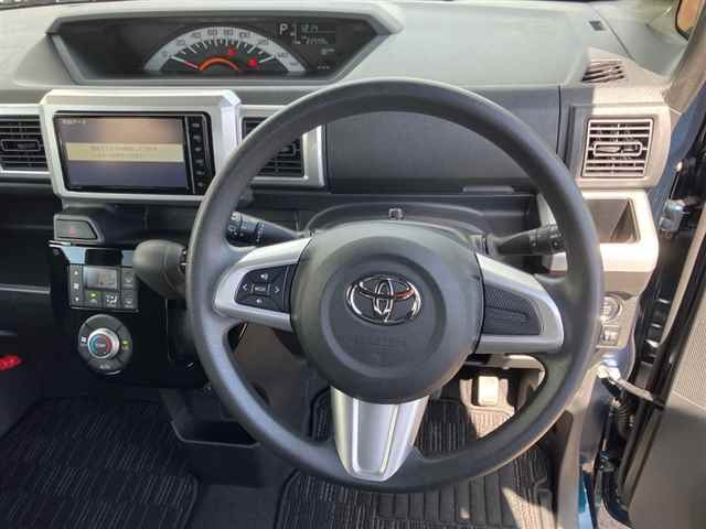 TOYOTA PIXIS MEGA 2022