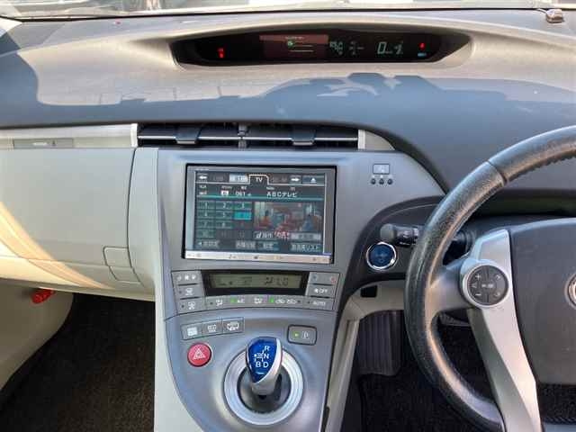 TOYOTA PRIUS PHV 2012