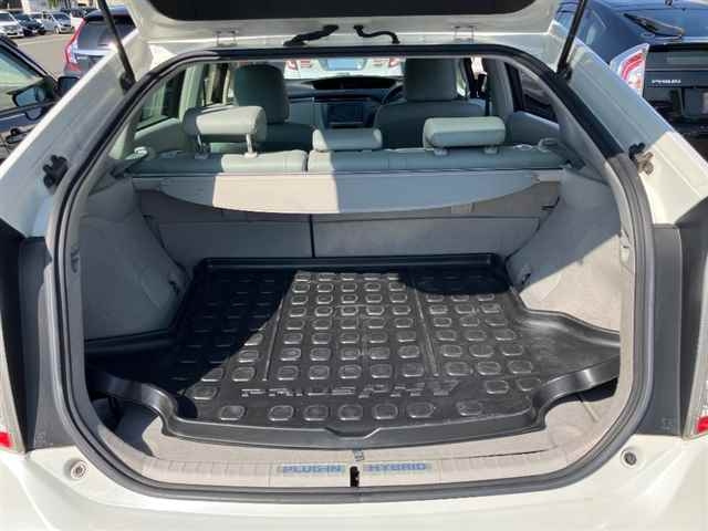TOYOTA PRIUS PHV 2012