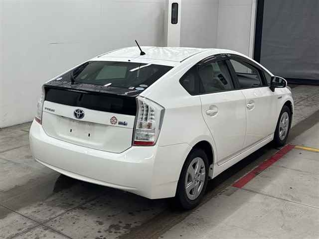 TOYOTA PRIUS 2010