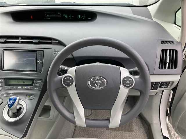 TOYOTA PRIUS 2010