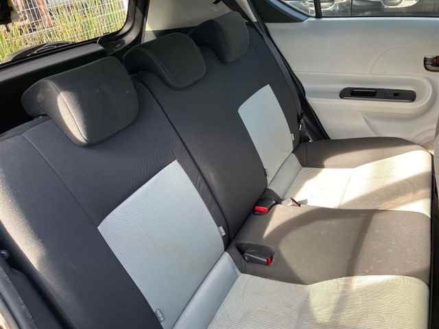 TOYOTA AQUA 2012