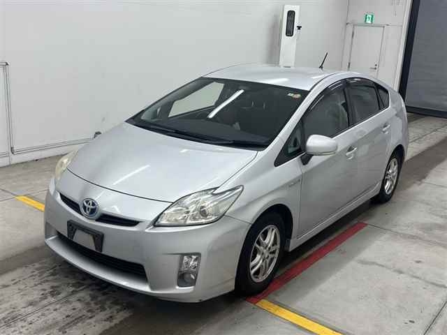 TOYOTA PRIUS 2010